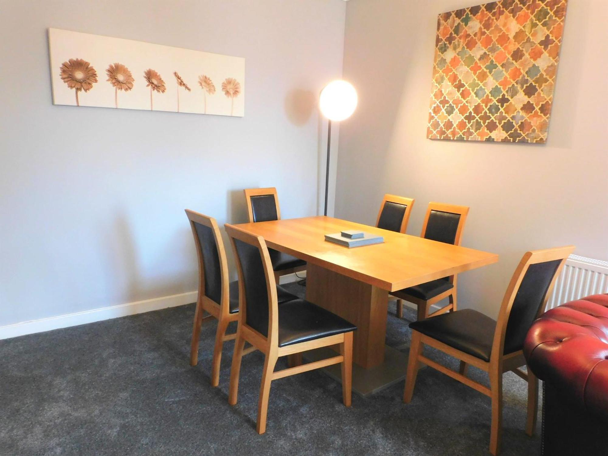City Centre 2 Bedroom Apt, Close To M8 & Tourist Attractions Glasgow Exterior foto